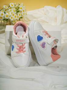 1 par de zapatillas rosas con diseño de corazón de dibujos animados populares para volver al colegio, con suelas antideslizantes y duraderas, y una experiencia cómoda para niños - Blanco - Ver 5