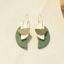 Hoa tai thả hình học - Màu xanh Ô liu - Xem 5