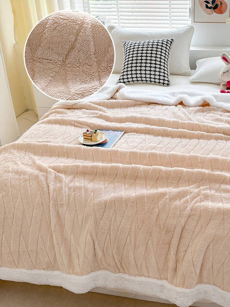 1pc Leaf Pattern Throw Blanket, Warm Thick Double-Layer Soft & Cozy Blanket, Jacquard Leaf Design For Home Decor, Suitable For Bed, Sofa, Office, Room, Dorm, Machine Washable - Light Brown - View 1