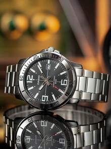 Casio MTP-VD01D-1B 男士潛水風石英腕錶，銀色鋼製錶帶，5ATM 防水，日期顯示，附原裝官方禮盒 - 黑色 - 查看 10