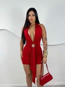 Women's Short Dress With Side Draping, Deep V-Neck, And A Sensual Front Drape Detail, Perfect For A Night Out Or Party, New For 2025. - 紅色 - 查看 1