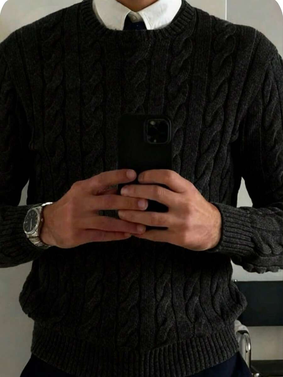 男士休闲纯色扭花圆领毛衣,适合秋冬季穿着 - 黑色 - View 1