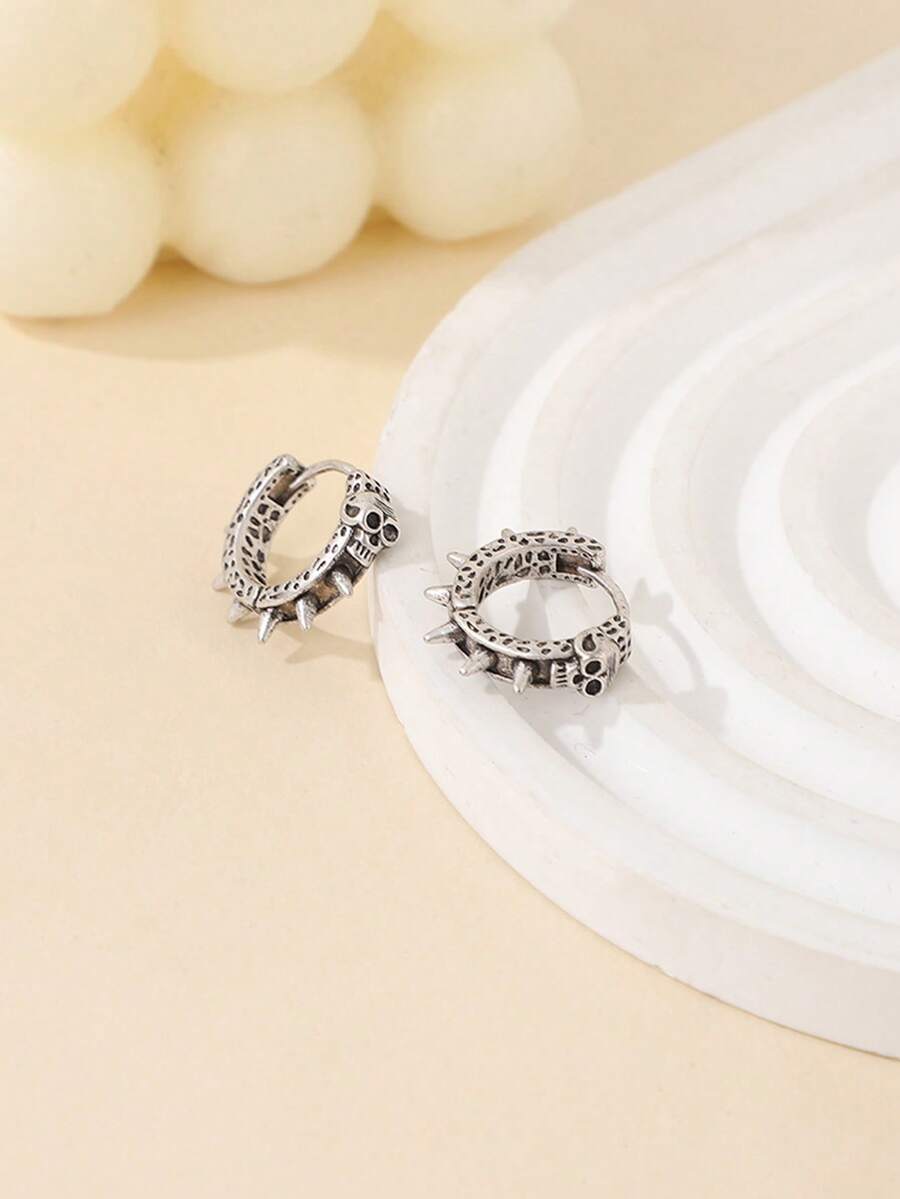 1 Pair Cross-Border Copper Earrings, European And American Punk Style Rivet Skull Ear Studs, Gothic Personalized Geometric Fashion Earrings - Multicolor - View 1