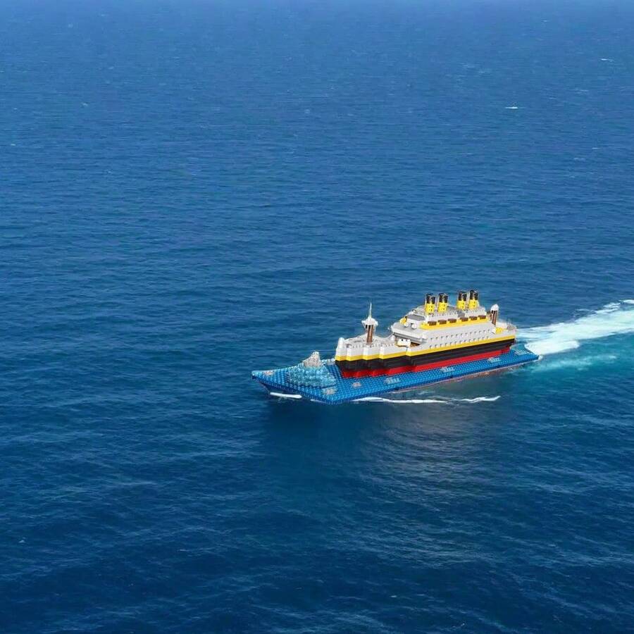 3698 Pcs Maritime Vessels - Themed Micro Mini Building Blocks: DIY 3D Model Toy. Choose From Different Vessels Like Little Iceberg, Super Little Iceberg, And . A Dream For Ship Ornament Collectors. Enhance Spatial Thinking And Hands - On Skills. Ideal For Home Decoration, Birthday, And Festival Gifts