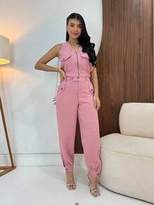 Maitê Women's Set, Premium Tailoring, Luis Twill Fabric, Women's Pants With Side Pockets, Button Cuffs, High Waist, Structured Waistband, Elegant Straight Cut, Comfortable, Full-Bodied Fabric, Soft And Smooth Touch, Pants And Cropped Set, Sophisticated Two-Piece Set For Parties, Work, Events, Dinner, Set With Cropped Back Zipper, No Padding, Fine Finish, Modern Structure, Complete Look. Size M, G, GG. Women's Tailored Set, Pants With Refined Details And Cropped, Body-Hugging Look, Clothes For Modern, Elegant, Practical Women, Casual Chic Style, Versatile Set For Evening, Everyday Outings, Social Looks, Women's Clothing With A Perfect Fit, Structured Tailoring, Updated Women's Fashion, Pants With Functional Pockets, Cropped, Short Sleeve, Invisible Zipper, Premium Set With A Satin Touch, Elegant Clothing For Various Occasions, Superior Quality Fabric, Formal And Casual Clothing, Maitê Set, Sizes Medium, Large And Extra Large - 淺粉色 - 查看 4