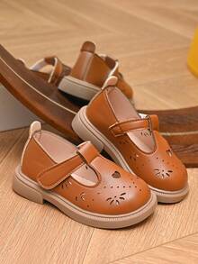 1 Pair Comfortable, Fashionable, Minimalist British Style Lightweight Non-Slip Girls Loafers - Brown - View 1