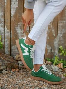 Giày thể thao nữ casual họa tiết da báo, thời trang, bắt mắt, thoải mái, bền chắc, đế cao su mềm, thoáng khí, nhẹ, phối nhiều mảng màu. - màu xanh lá - Xem 3