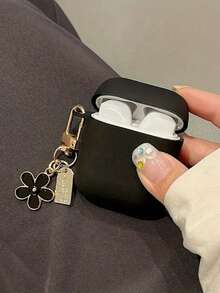 樱花纯黑耳机保护套，适用于所有型号（1代、2代、3代、Pro、Pro 2、Pro 3），防刮擦 - 帶掛件 - 查看 6