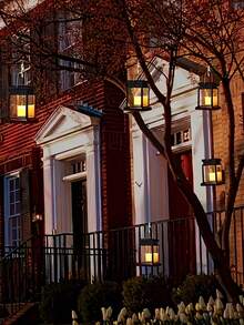 1pc Solar Garden Light - Smart Light-Sensing Lantern - Flameless Flickering LED Candle Light, Outdoor Hanging Decorative Light, Dimmable Outdoor Hanging Ornament, Suitable For Gardens, Patios, Paths, Lawns, Tables, Terraces, Camping, Outdoor Party Decorations, Ideal Holiday Gift. - Multicolor - View 4