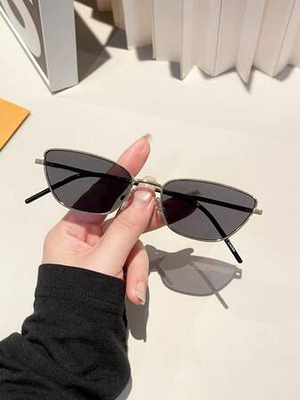 1 Pair Women's Fashion Cat Eye Metal Frame Fashion Glasses