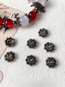 50/10颗装饰珠。花形底座珠饰配件。完美搭配各种手链、项链和其他珠宝，珠宝制作材料，珠宝制作珠子，手链制作套装，成人工艺品材料，工艺品，吊坠，珠子，工艺套装，圣诞装饰品。钥匙扣配件，是送给家人和朋友的理想小礼物，情人节，开斋节珠宝礼品。 - 彩色 - 查看 4