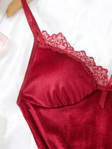 韩版丝绒蕾丝蝴蝶结吊带裙，浪漫深V侧开衩睡袍，女士睡衣连衣裙 - 酒紅色 - 查看 3