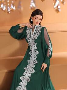 Elegant Women's Long Green Kaftan Robe, V-Neck Design, Regular Sleeve Length, Contrast Color Mesh Applique Detail Eid - Dark Green - View 8