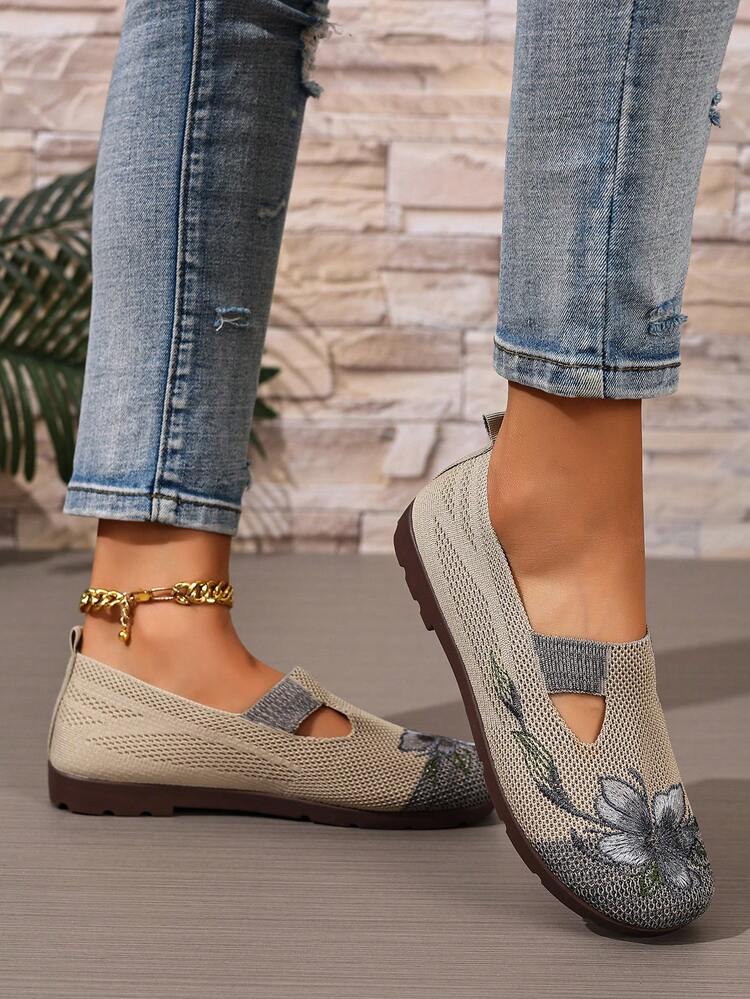 2026 New Women Casual Sneakers Flat Slip-On Breathable Solid Color Versatile Shoes - Ash - View 5