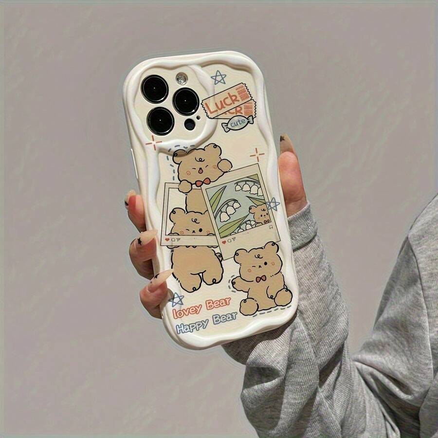 1pc Funda para Teléfono Apple 7/8 con Patrón de Oso Afortunado Lindo Compatible con iPhone X/XS/XR Protección Completa Funda Antigolpes 11/12/13PLUS Viaje Diario Y2K Moda Fotográfica a la Moda Combinación 14/15/16PROMAX Regalo de Cumpleaños Perfecto para Amigos Familia Novio Novia Elección de Vacaciones~3D Material de Onda-Blanco-0532 Oso Afortunado Feliz AS - Colores mixtos - Ver 1
