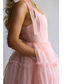 Tulle Prom Dresses Ruffled Trim Tie Back Sleeveless Long Formal Evening Dresses For Women A-Line Open Back Cocktail Ball Gown - 粉色 - 查看 8