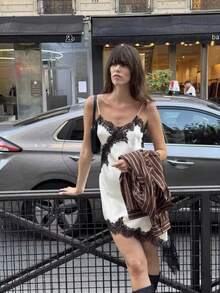 山茶花新款夏季女装时尚性感不对称蕾丝连衣裙，欧美风格优雅 - 白拼黑 - 查看 3