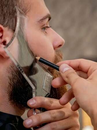 Men's Trimming And Styling Tool, With A Built-In Comb, Can Perfectly Trim The Edges Of The Beard. Beard Styling Template, Suitable For Any Razor, Electric Trimmer Or Scissors. Festival Gifts, Birthday Gifts, Christmas Gifts - The Ideal Choice For Giving To Friends And Relatives.