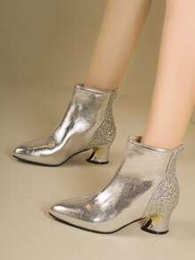 2025新款秋冬女式踝靴，粗跟靴，尖头大码女鞋，性感法式中跟皮靴，时尚百搭女靴 - 銀色 - 查看 2