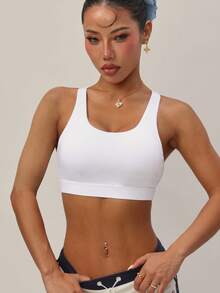 Women's Solid Color Removable Padded Crew Neck Elastic Wireless Simple Criss-Cross Strap Sports Bra - White - View 5