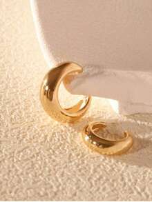 2 piezas Clips de oreja curvados minimalistas diarios, 1 grande y 1 pequeño, accesorios de joyería de mujer mixtos, clips de oreja personalizados y elegantes - Dorado - Ver 3