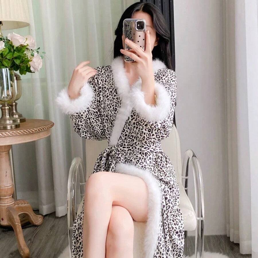 1pc Women's Thermal-Lined Long Sleeve Sexy Sleepwear Robe, Long Lace Palace Style Bathrobe, Absorbent Loungewear, Autumn/Winter - Multicolor - View 1