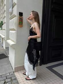 山茶花新款夏季女装，欧美时尚简约性感不对称蕾丝连衣裙 - 黑色 - 查看 4