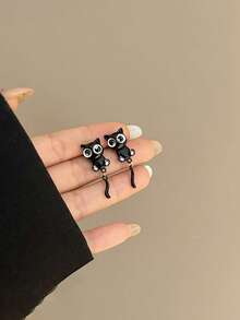 1对可爱活泼卡通猫耳钉，黑色猫耳饰品 - 大眼貓 - 查看 4