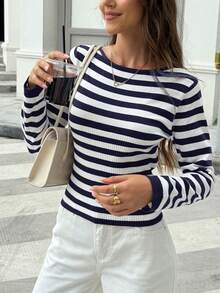 新款春夏撞色条纹船领长袖短款针织衫，韩版休闲简约修身套头毛衣，日常通勤街头风秋季女装 - 藏青拼白色 - 查看 2