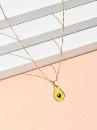 1pc Stylish And Adorable 1-Piece Fruit Pendant Necklace Features A Y2K Style And Is Suitable For Both Men And Women. Perfect For Outings, Everyday Wear, Themed Parties, Family Activities, And As A Gift For Family And Friends.