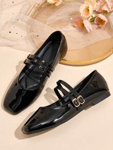 独家设计：复古法式方头玛丽珍平底鞋，黑色，双带金属扣，优雅百搭，柔软鞋底，时尚舒适，适合夏季全天穿着，是情人节、母亲节、婚礼、派对、办公场合的理想礼物之选（尺码偏小，鞋型偏窄，建议选购大一码） - 黑色 - 查看 13