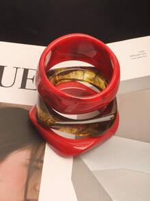 三件套红色亚克力手镯，优雅简约的染色手镯组合，可单独佩戴或叠戴，适合日常佩戴和度假。 - 港風紅色 - 查看 5