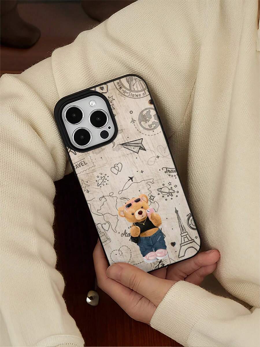 Funda de teléfono con diseño de oso de peluche de moda para viajeros, compatible con 16 Pro Max y otros 15 modelos, funda protectora de silicona resistente a caídas para iPhone 14 Pro Max, estilo líquido y a prueba de impactos, compatible con 15/15 Pro Max/15 Pro/16/16 Pro/16 Pro Max/13/13 Pro/13 Pro Max/14/12/11/X/XS/Max XS. Ofrece protección completa contra arañazos, incluye protector de pantalla, hecha de material TPU para la máxima protección. Es el regalo de cumpleaños ideal para parejas y familiares, con todas las funciones y resistente a caídas. - Negro - Ver 1