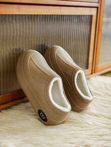 W 1双女士防滑、防水、防油冬季保暖绒面内里鞋，适合厨房、酒店、食品厂等场所工作。