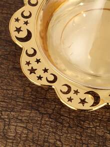 1pc Creative Holiday-Themed Star & Crescent Moon Handle Covered Cake Plate/Snack Dish, Gold Color, Ramadan Kareem 2025 Design With Star & Crescent Embossed, Portable Compact Cute Buffet Plate, Bohemian Style, Suitable For Middle Eastern Festivals, Celebrations, Parties, Arab Festivals, Islamic Festivals, Eid Mubarak - Hollow Out Style - View 5