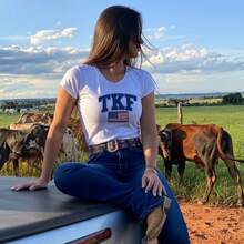 Women's Country T-Shirt TKF - American Flag & Stars Print - Slim Ribbed Knit - Cowgirl Fashion Style - trắng - Xem 1