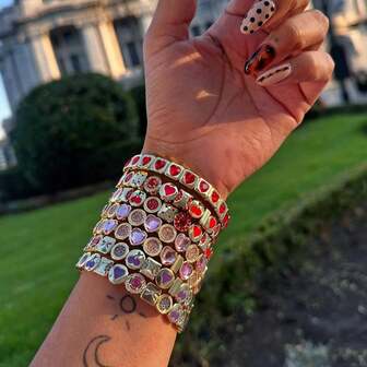 1個 ファッションハートジルコニア ドーパミンカラー 亜鉛合金 レディースブレスレット、デイリーウェアに適しています