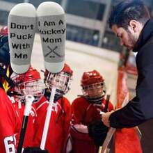 G2TUP Calcetines de hockey para mamá, hockey sobre hielo, regalos para mamá, para equipo, mamá, no puck conmigo, soy una mamá de hockey, Calcetines Hockey Mom, 20(default) - Multicolor - Ver 9