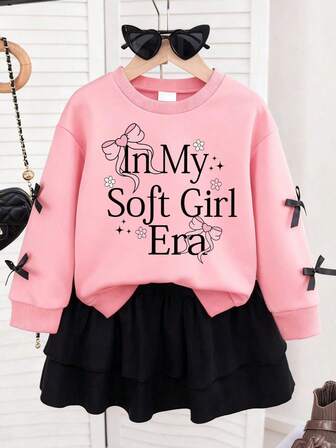 少女卡通图案保暖圆领卫衣和泡泡裙套装