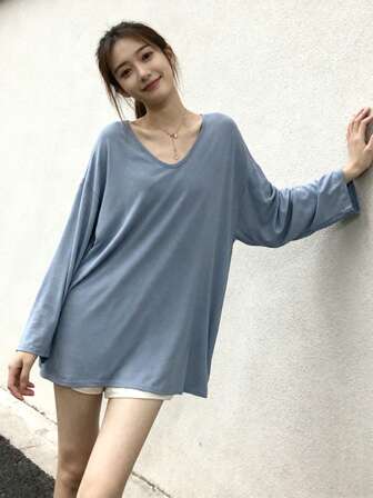纯色V领宽松休闲长袖T恤