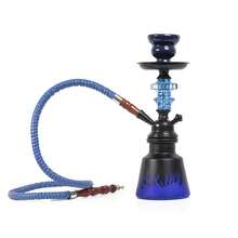 一套经典优雅水烟管，包含1/2英寸烟管、便携式水烟套装（含烟杆、烟碗、烟钳及其他配件）、精致玻璃水烟壶，无需用电，方便实用。