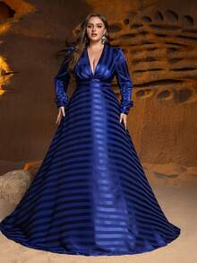 فستان سهرة رسمي بأكمام فانوس وياقة على شكل V مع تصميم مخفف للجسم مناسب لحفلات العشاء والمناسبات الخيرية والزفاف الراقي