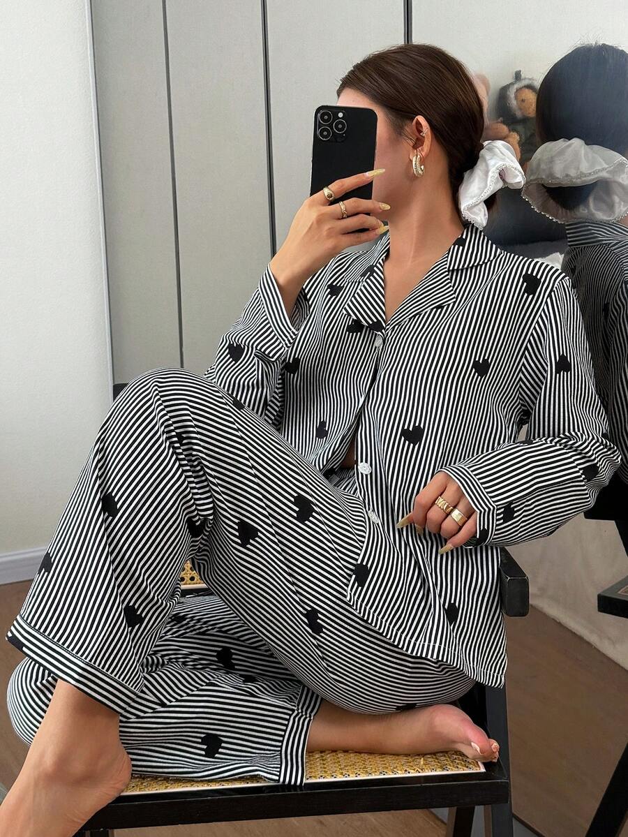 条纹心形印花睡衣套装，甜美可爱翻领纽扣长袖上衣和裤子，女士睡衣家居服套装，秋冬 - 黑與白 - 查看 1
