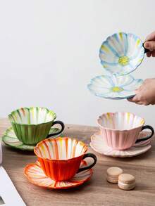 Cabin Kangaroo 一套彩色渐变花卉手绘花瓣边陶瓷咖啡杯碟套装，复古手工下午茶杯，马卡龙色早餐杯，礼品之选 - 彩色 - 查看 1