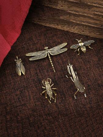 1pc Brass Dragonfly/Butterfly/Bee Insect Animal Decor, Metal Craft Miniature Landscape Ornament Gift