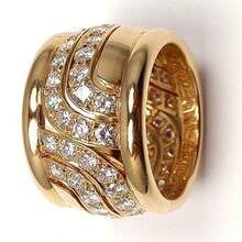 1 chiếc nhẫn cưới sang trọng mạ vàng 14k dành cho nữ, đính đá Zirconia tổng hợp lấp lánh, trang sức thanh lịch, phù hợp với phụ nữ, lý tưởng cho ngày lễ tình nhân, đính hôn, đeo hàng ngày và làm quà tặng - Vàng - Xem 2