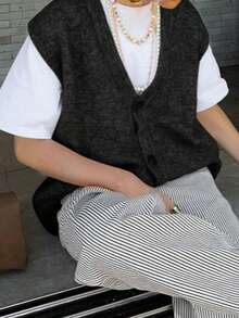 Live To Mo Women's Fall Back-To-School: V-Neck Button-Front Knit Cardigan - Sleek Casual Minimalist Old Money Aesthetic Vest Top