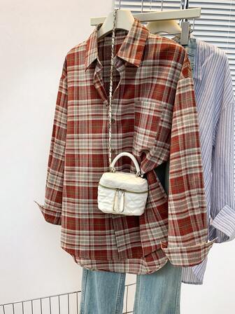 Vintage amerikansk rutig skjorta med knappfickor framtill