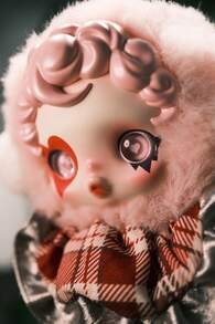 Pop Mart Skullpanda 冬季交响乐毛绒盲盒 - 可爱圣诞礼物收藏玩具（单盒装） - 彩色 - 查看 3