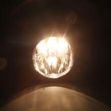 Lámpara antiniebla 261500097R con bombilla de repuesto para Dacia Sandero Stepway MK2 pre-facelift 2013 a 2016 - Negro - Ver 5